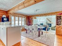 Tanoshii Chalet